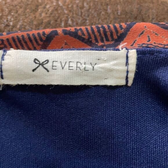 EVERLY three-quarter length sleeve shift dress. - Picture 4 of 5